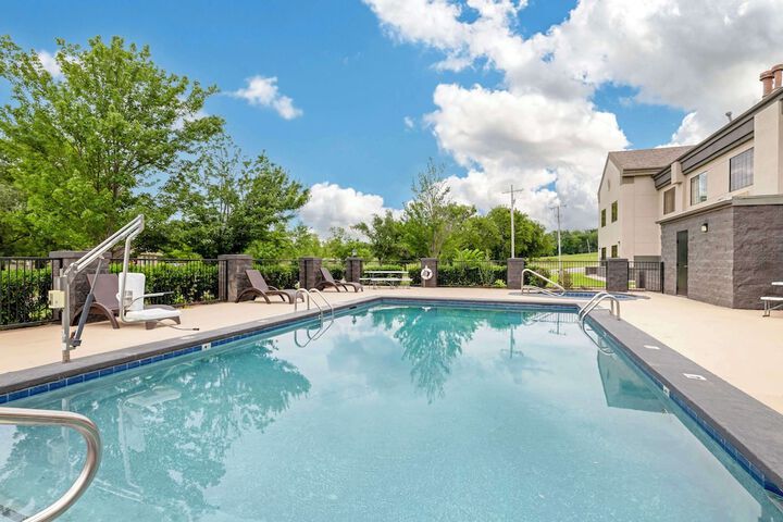 Pool 3 of 31