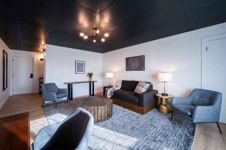 Room 15 of 40