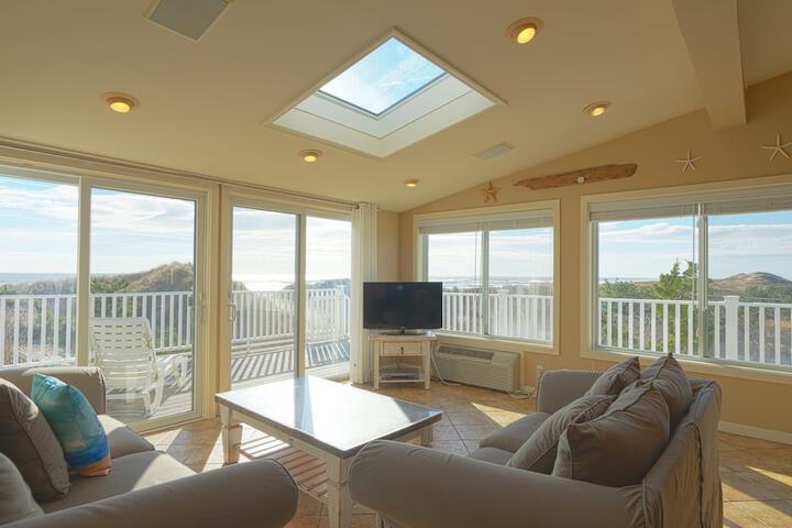 Sea Crest Resort
