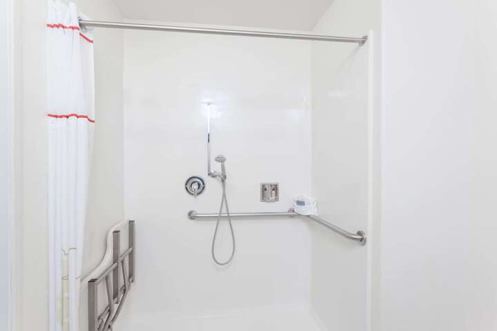 Hawthorn Suites by Wyndham Victorville