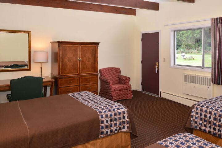 Americas Best Value Inn Geneva