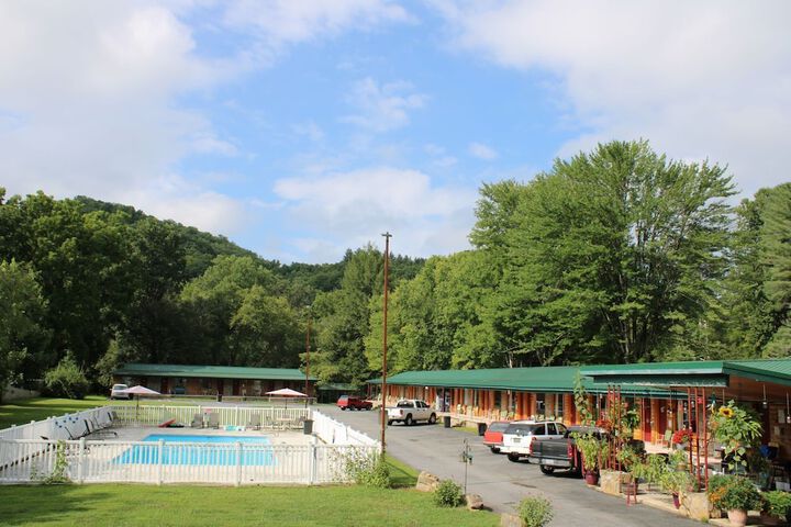 Two Rivers Lodge