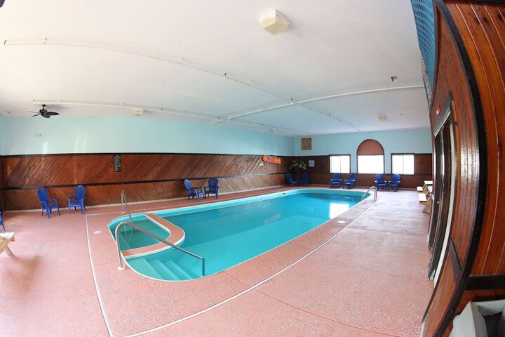 Pool 2 of 27