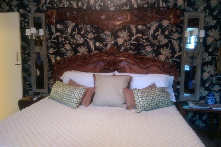 Stay Fairfield - Fairfield Place and Fairfield Manor Bed & Breakfast