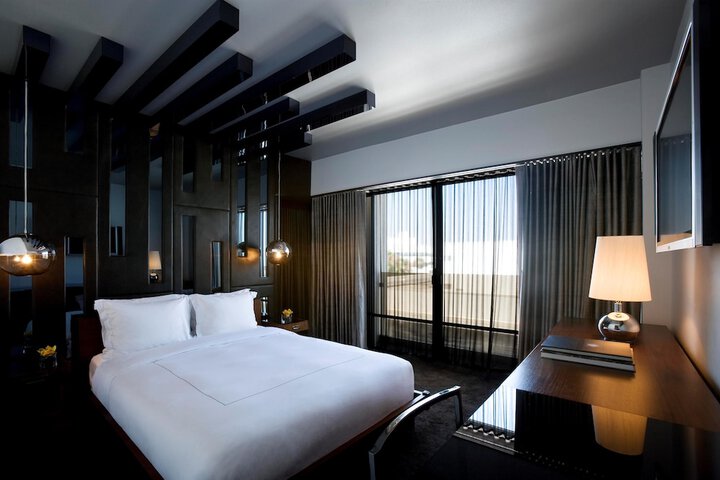 Room 12 of 46