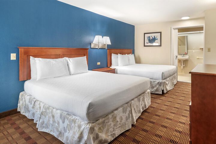 SureStay Hotel by Best Western East Brunswick