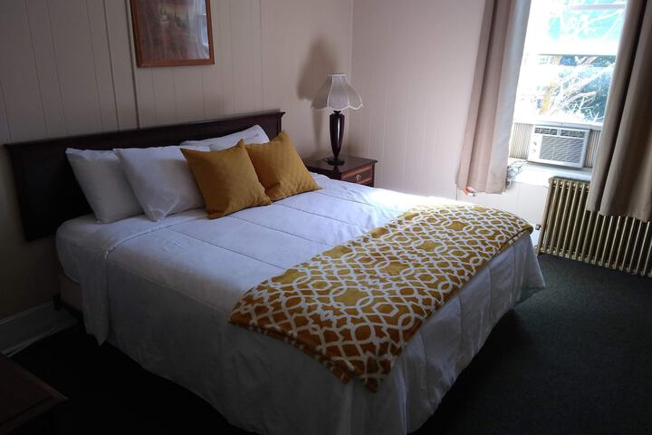 Hotel Wayne