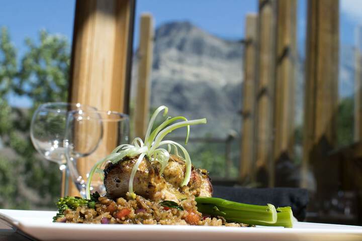 Waterton Lakes Lodge Resort