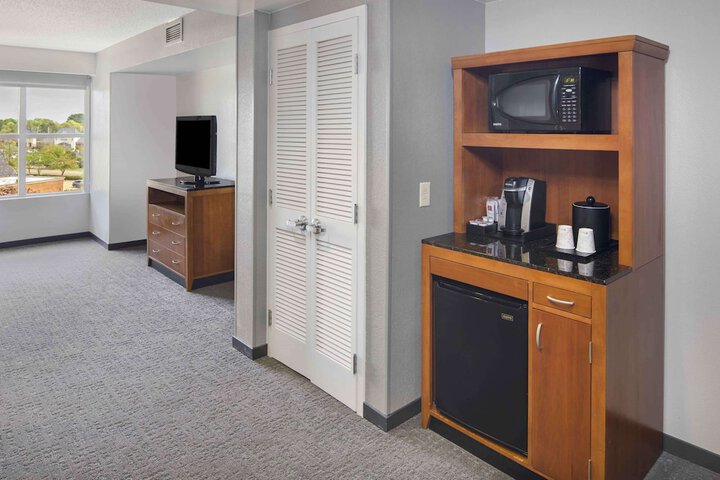 Room 22 of 53