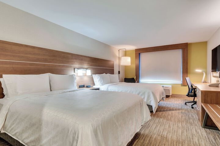 Room 22 of 37