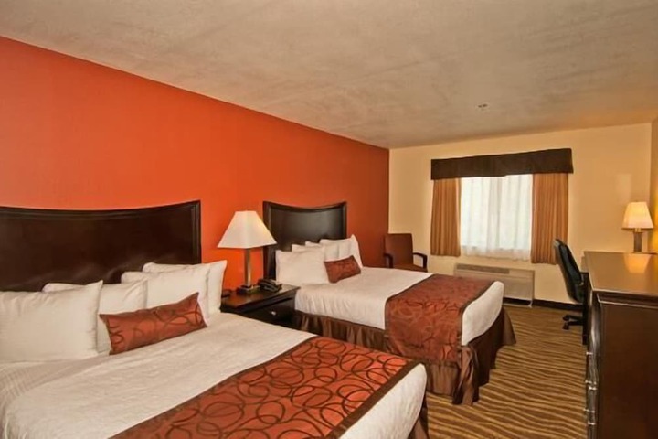 Room 14 of 18