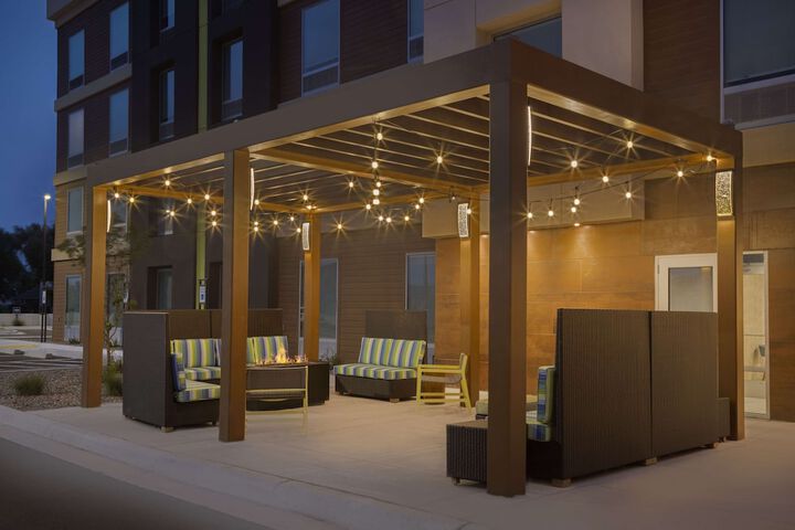 Terrace/Patio 32 of 33