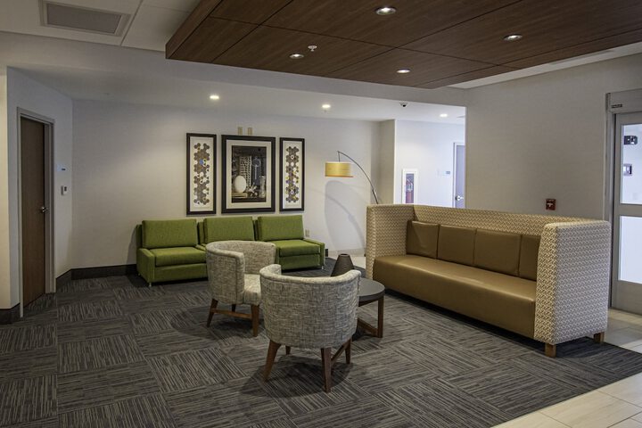 Hotel 5 of 42