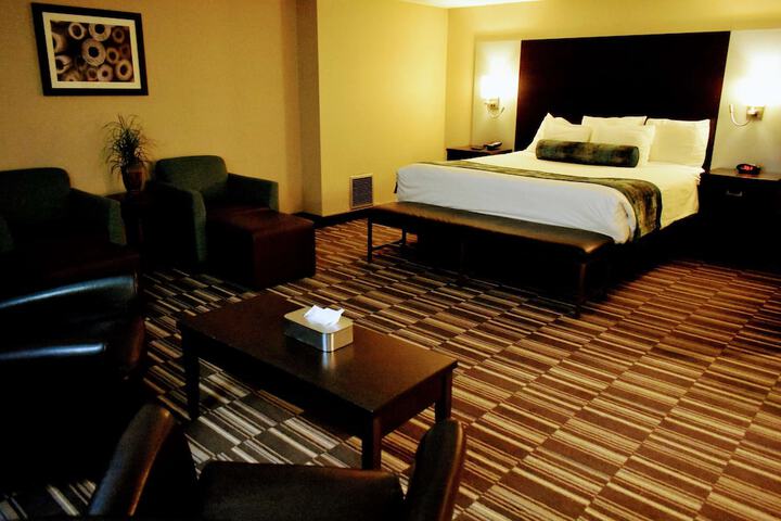 Room 7 of 37