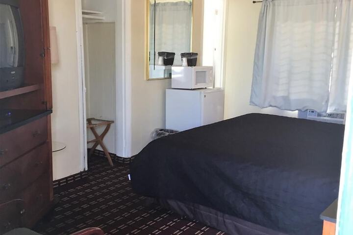 Room 16 of 20