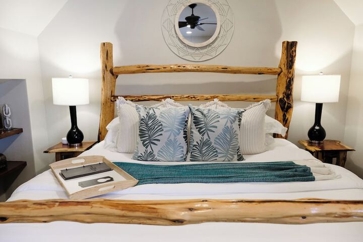 The Winchester Lodge