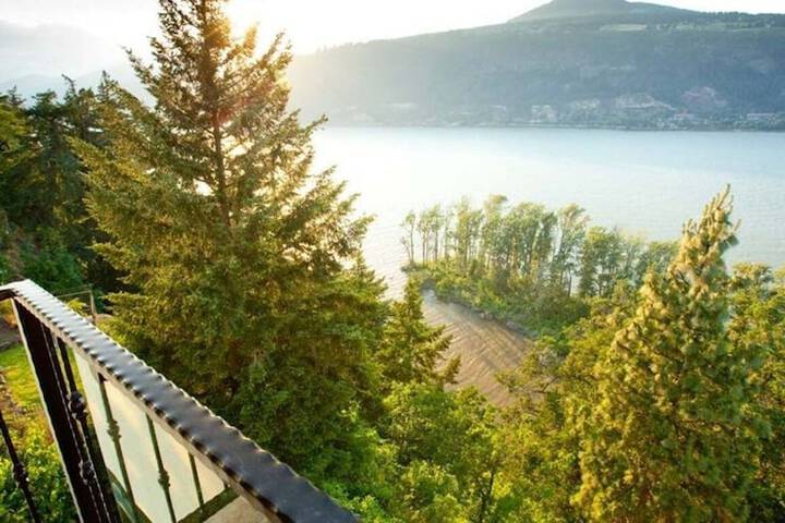 Columbia Cliff Villas Hotel