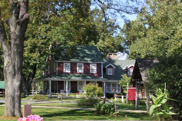 Hickory Bridge Farm Restaurant