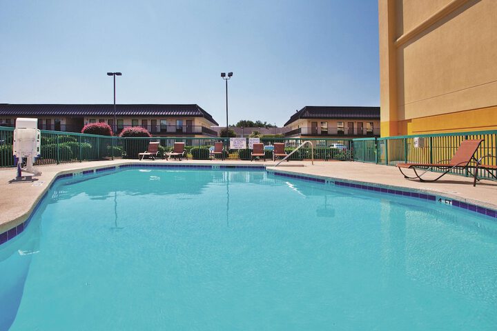Pool 8 of 55