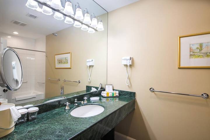 Hotel 2 of 74