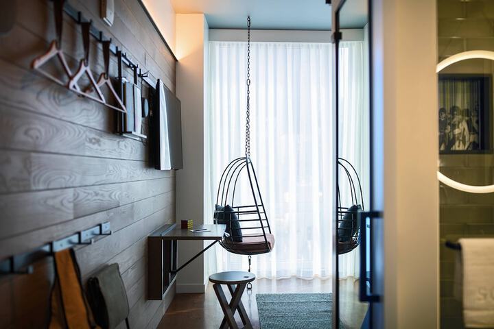 Room 22 of 70