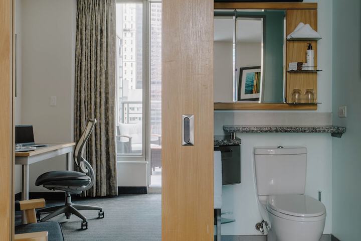 Room 20 of 91
