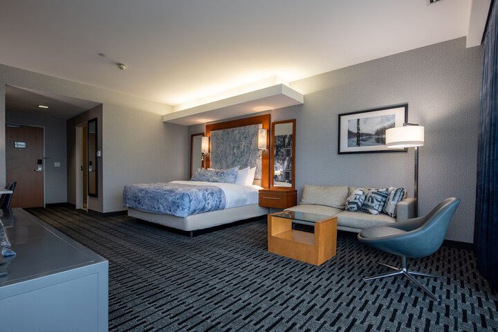 Room 16 of 60
