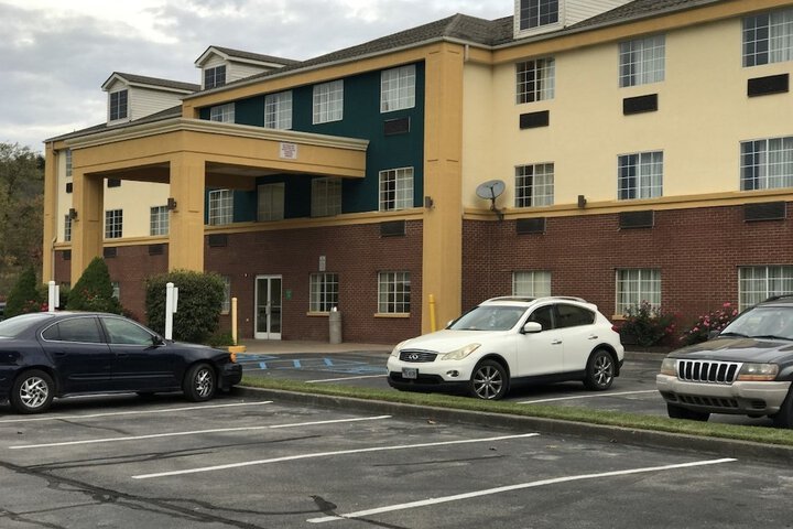 Hotel 2 of 20