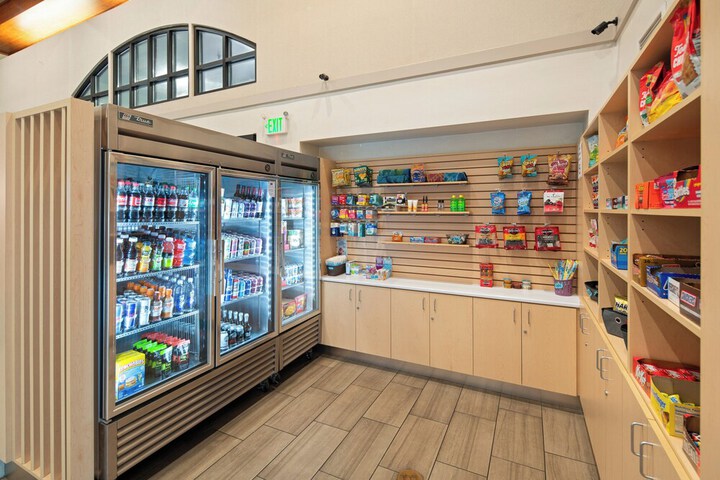 Holiday Inn Express & Suites Interstate 90 by IHG