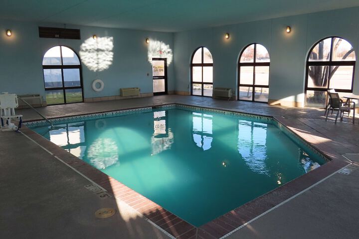 Pool 4 of 25