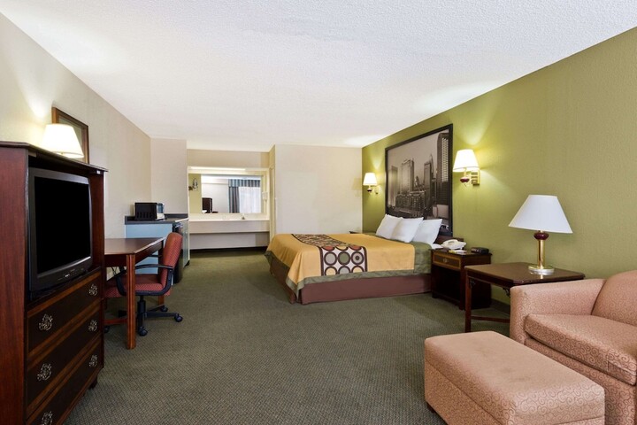 Room 19 of 24