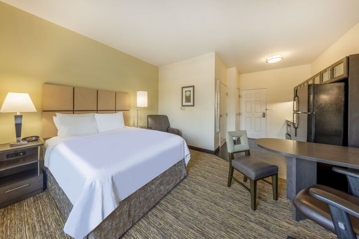 Room 21 of 28