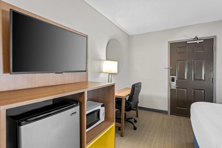 Days Inn by Wyndham Chattanooga / Hamilton Place