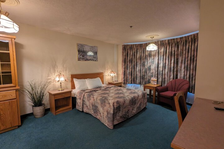 Room 52 of 82