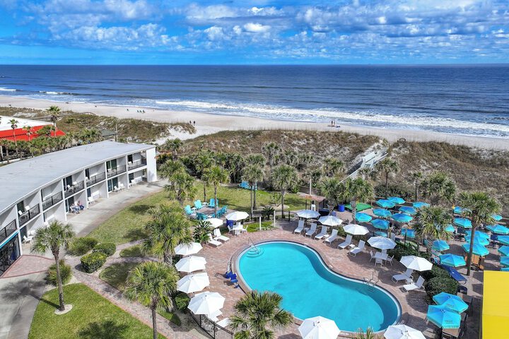 Seahorse Oceanfront Inn