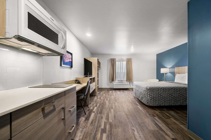 Room 15 of 50