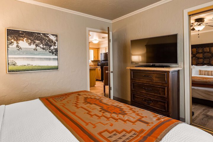 Room 18 of 29