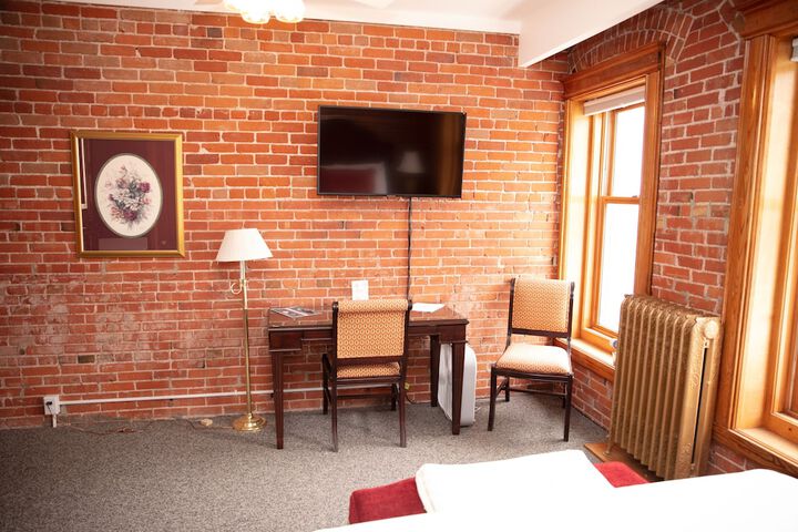 Room 92 of 110