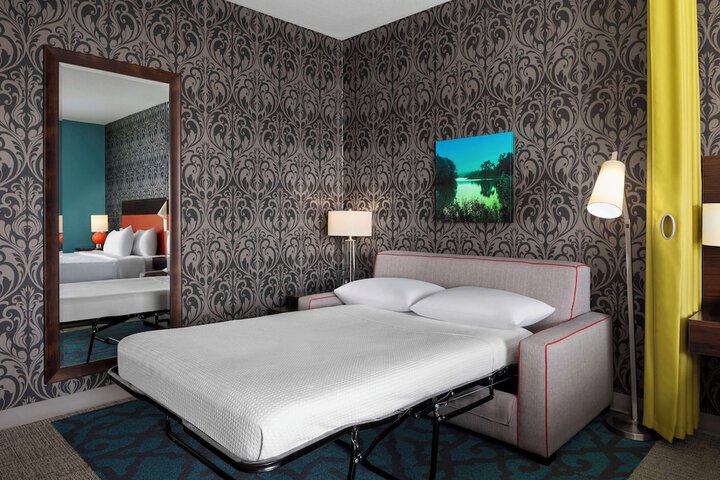 Room 26 of 54