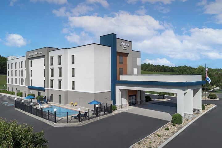 Hampton Inn Lenoir City