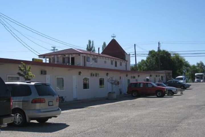 Hotel 2 of 39