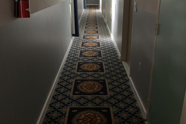 Hotel 7 of 42