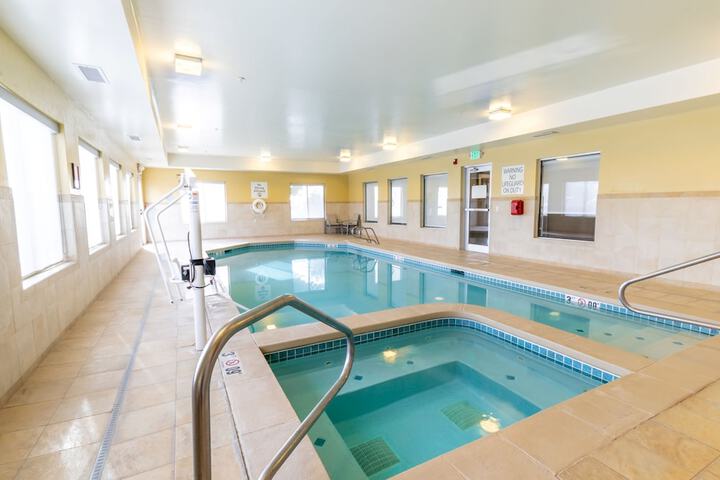 Pool 13 of 49