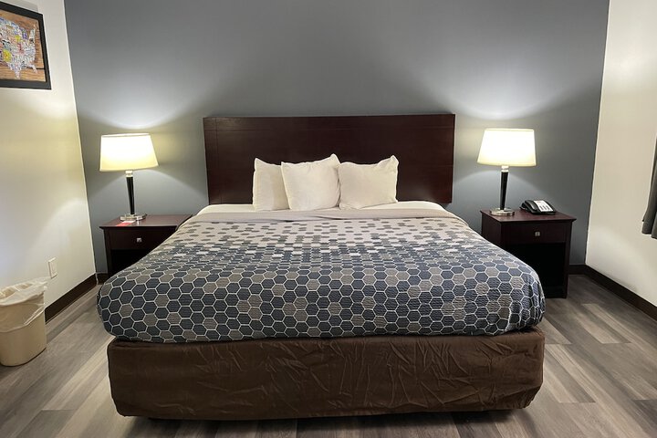 Econo Lodge Jefferson Hills Hwy 51
