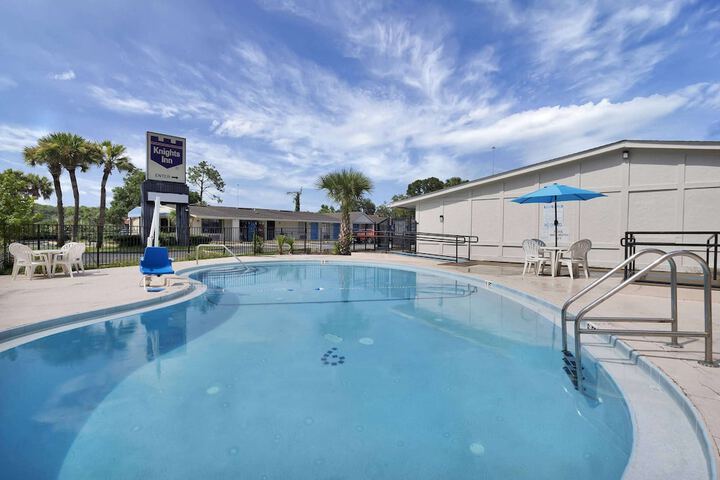 Pool 2 of 16