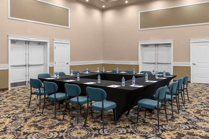 DoubleTree by Hilton Phoenix - Gilbert