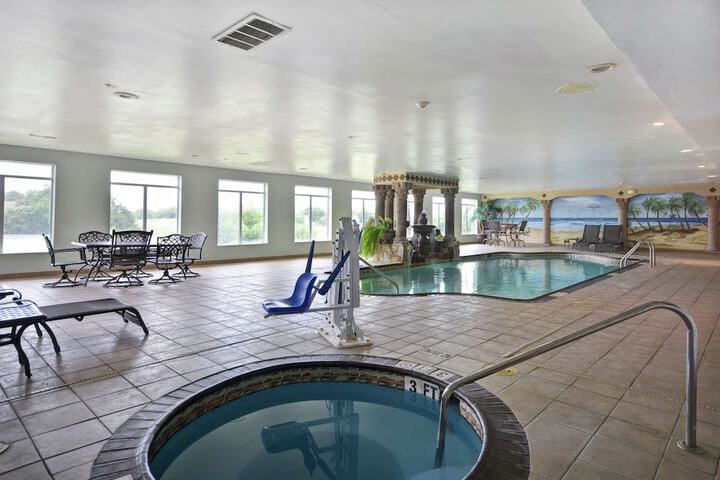 Pool 6 of 37