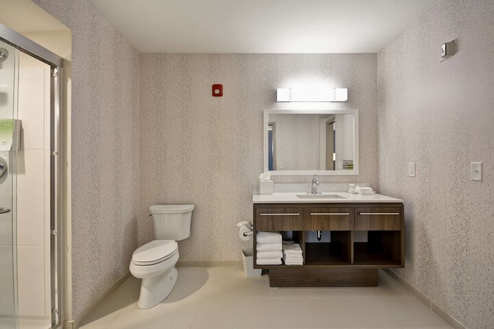 Room 20 of 38