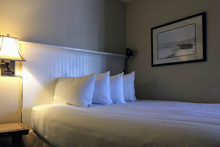 Room 21 of 163