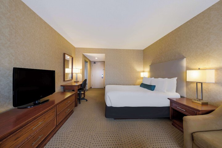Room 44 of 56